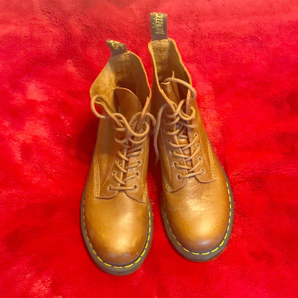 Dr. Martens Air Cushion Sole Boot